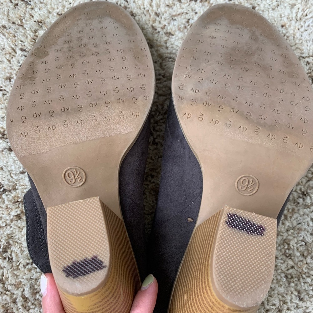 DV by Dolce Vita Haken Chunky Block Heel Mules Brown/Grey Size 9.5 - Picture 9 of 9